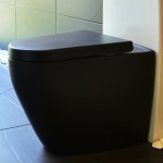 Тоалетна чиния цвят антрацид - стояща - Тиззи